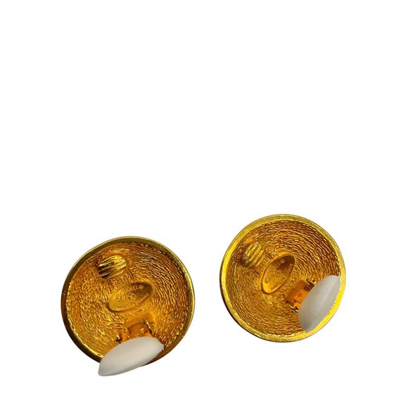 Chanel Vintage Gold Round CC Logo Clip-On Earrings - Picture 4 of 7